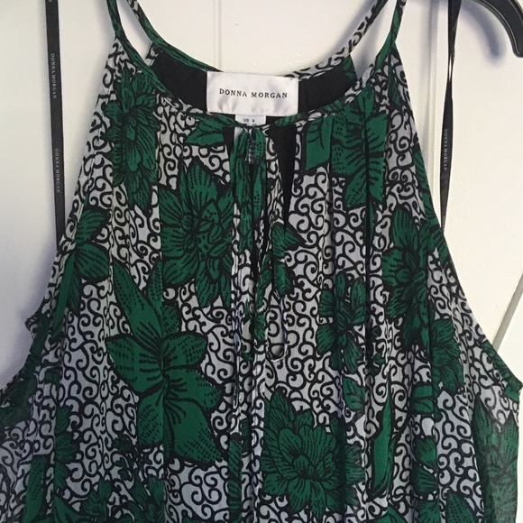 Donna Morgan Cold-Shoulder Floral Dress - Picture 4 of 9